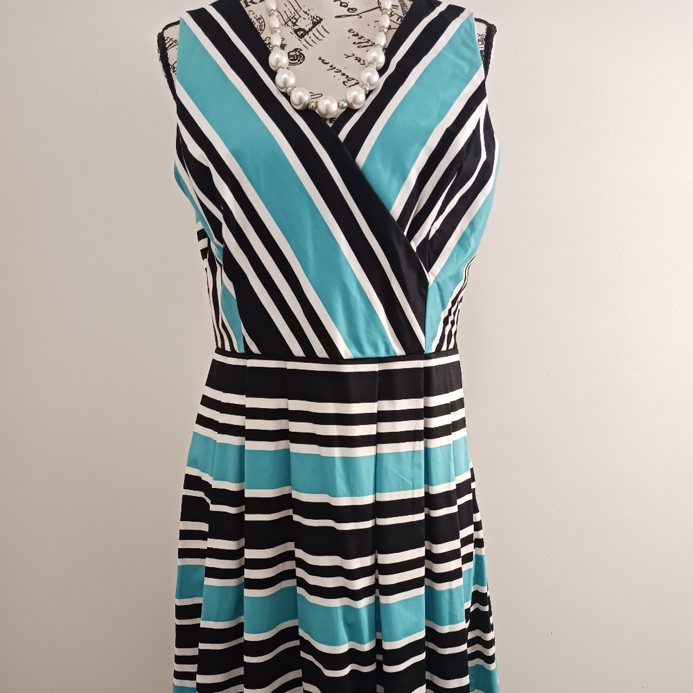 Vintage Talbots Fit and Flare Midi Dress Black Blue Sleeveless V Neck Sheath M